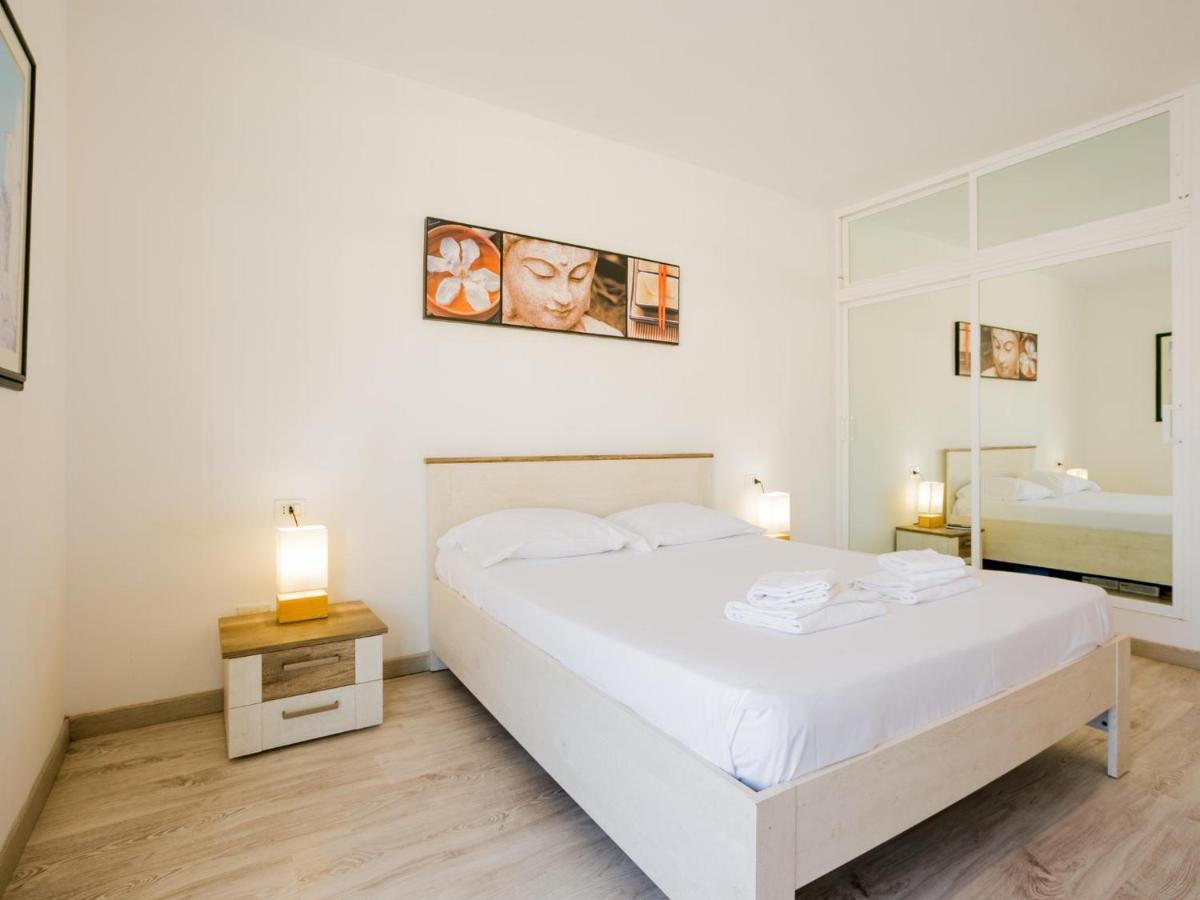 539 Marina Palace Swimming Pool Apartment Callao Salvaje Luaran gambar